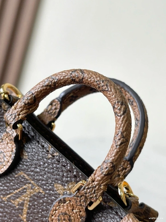 WIS ONTHEGO MICRO-8.5*3.5*10.5CM LOUIS VUITTON 1231